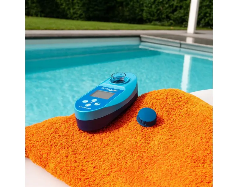 Scuba3s  Smart pool control with the  electronic pool tester