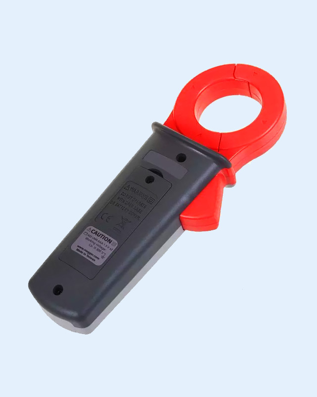 DCM305E Earth leakage clampmeter